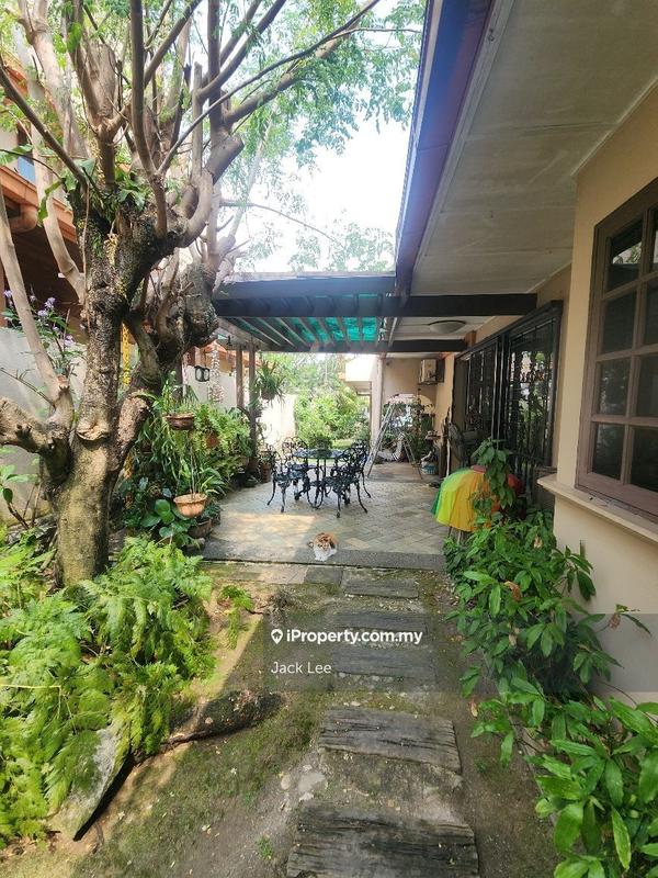 Rumah Berkembar untuk Dijual di Burhanuddin helmi, Taman Tun Dr Ismail oleh Jack Lee - iProperty.com.my