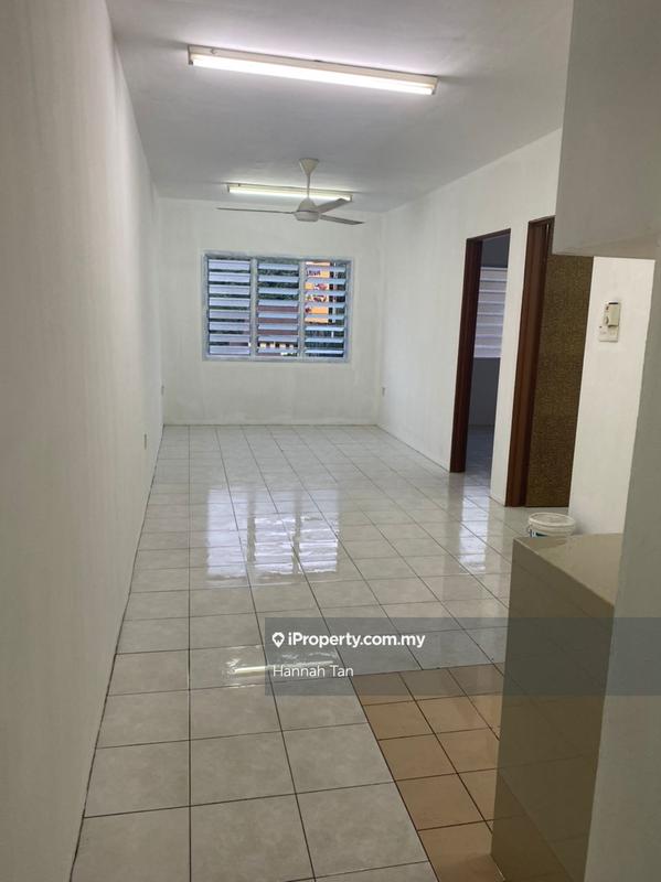 For Sale - Flora Damansara Flat
