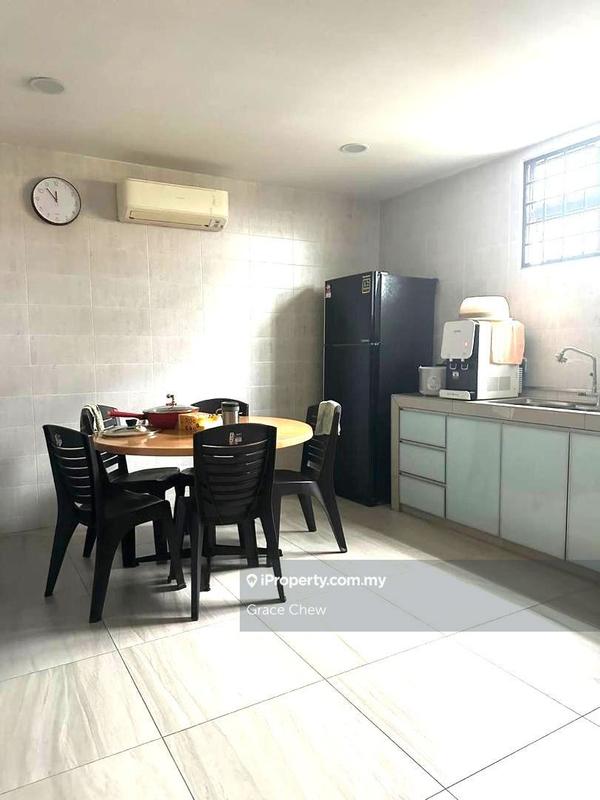 Kedai untuk Dijual di Taman Molek, Johor Bahru oleh Grace Chew - iProperty.com.my