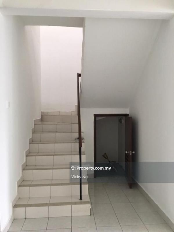 Rumah Teres 2-Tingkat untuk Dijual di Taman Puchong Tekali, Puchong oleh Vicky Ng - iProperty.com.my