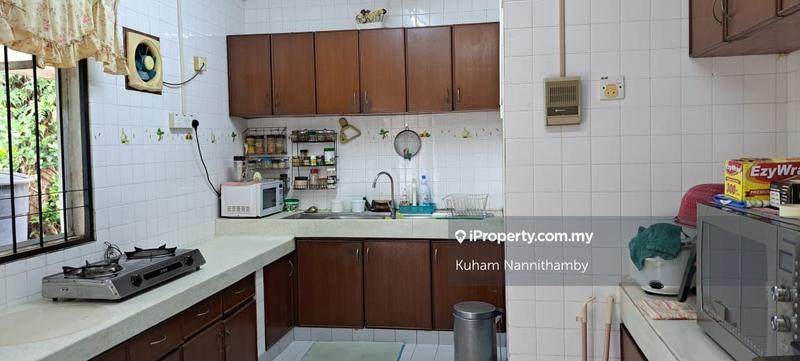 Bungalow House for Sale in Petaling Jaya, Selangor by Kuham Nannithamby - iProperty.com.my