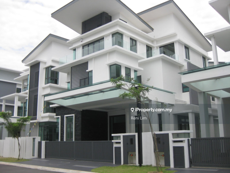 Bungalow House for Sale in Kota Damansara, Selangor by Reni Lim - iProperty.com.my