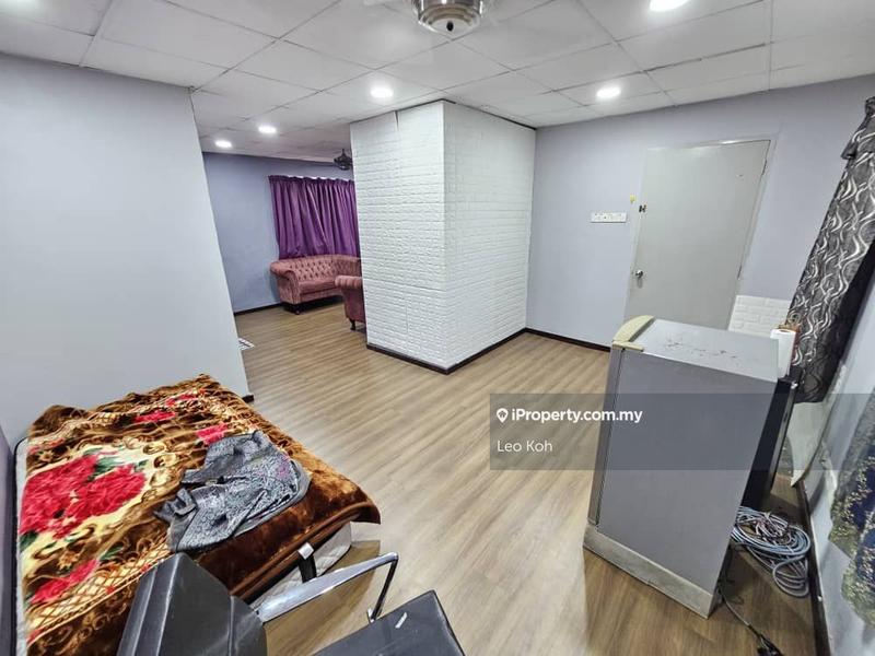 1.5-storey Terraced House for Sale in Taman Bukit Kuchai, Bandar Kinrara by Leo Koh - iProperty.com.my