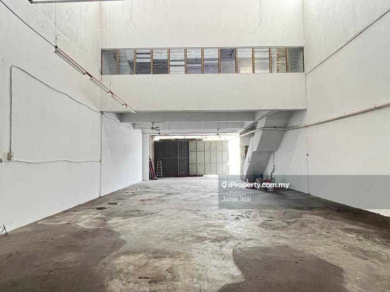 Terrace Factory for Sale in Serdang Raya, Seri Kembangan by Janie Wai - iProperty.com.my