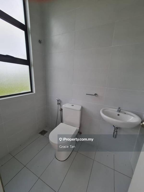 Semi-Detached House for Sale in Semenyih, Selangor by Grace Tan - iProperty.com.my