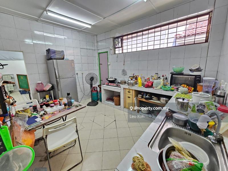 Rumah Teres 2-Tingkat untuk Dijual di Taman Lestari Perdana, Seri Kembangan oleh Leo Koh - iProperty.com.my