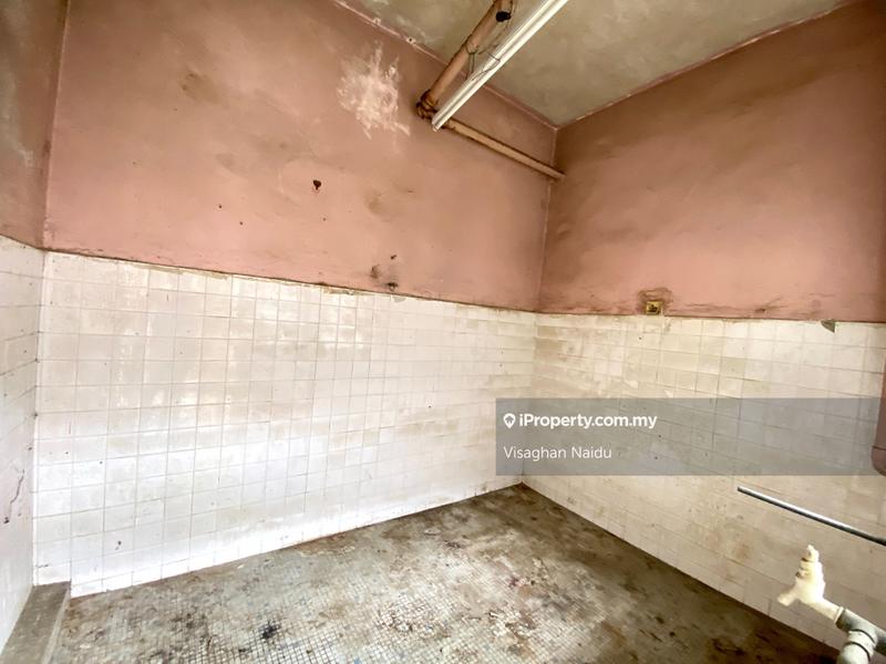 Shop / Office for Sale in Taman Maluri, Cheras by Visaghan Naidu - iProperty.com.my