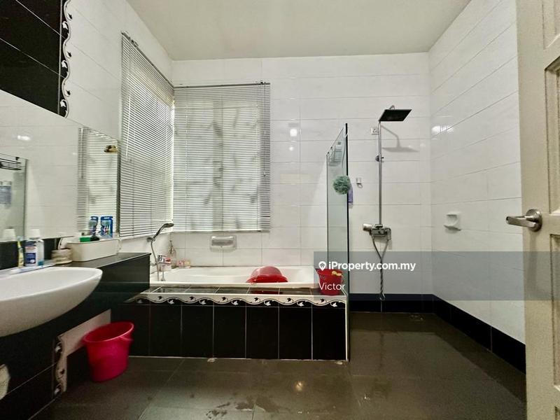 Bungalow House for Sale in Usj 2, Subang Jaya by Victor - iProperty.com.my