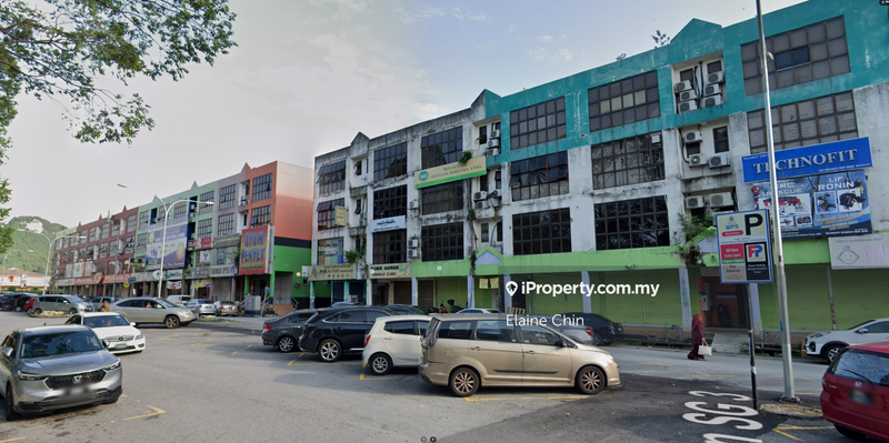For Rent - Taman Sri Gombak Ground Floor Shop for Rent