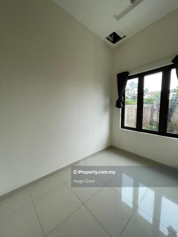 Bungalow House untuk Dijual di Taman Yarl, Jalan Klang Lama (Old Klang Road) oleh Hugo Gooi - iProperty.com.my
