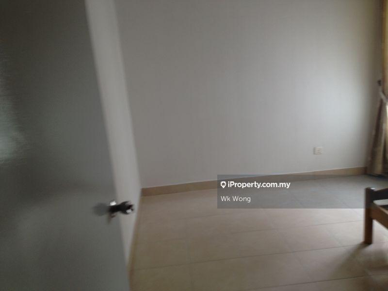 Condominium for Sale in Sea View Tower by Wk  Wong - iProperty.com.my