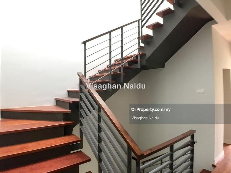 Rumah Berangkai 3.5 Tingkat untuk Dijual di Fields of Gold Villa Senja Taman Anggun, Rawang oleh Visaghan Naidu - iProperty.com.my