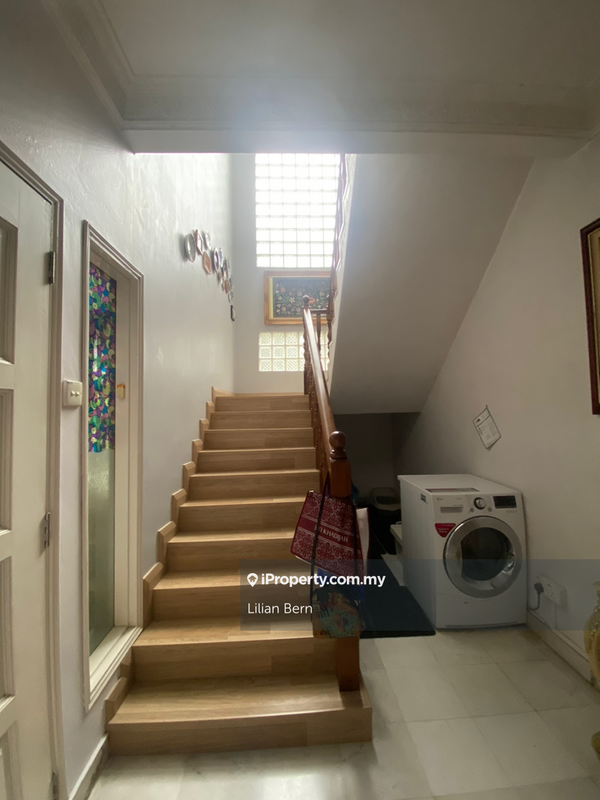 Bungalow House for Sale in Jalan SS12, Subang Jaya by Lilian Bern - iProperty.com.my