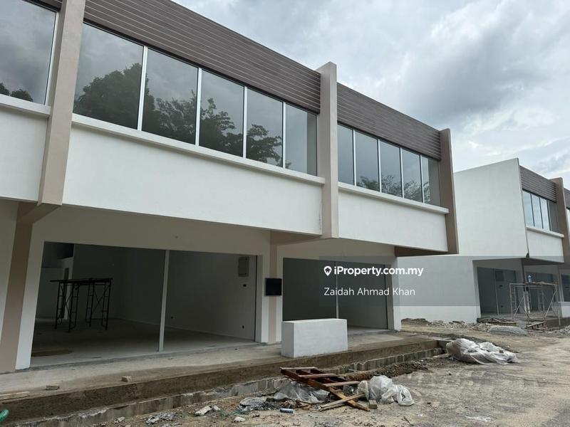 Kedai untuk Disewa di Bandar Tasik Kesuma, Beranang oleh Zaidah Ahmad Khan - iProperty.com.my