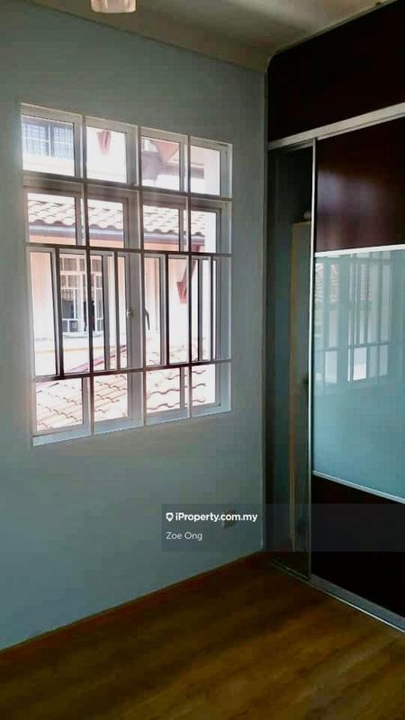 Rumah Berkembar untuk Dijual di Kota Damansara, Selangor oleh Zoe Ong - iProperty.com.my