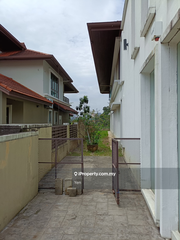 Banglo untuk Dijual di Bandar Kinrara Seksyen 6, Bandar Kinrara oleh Yen SC - iProperty.com.my
