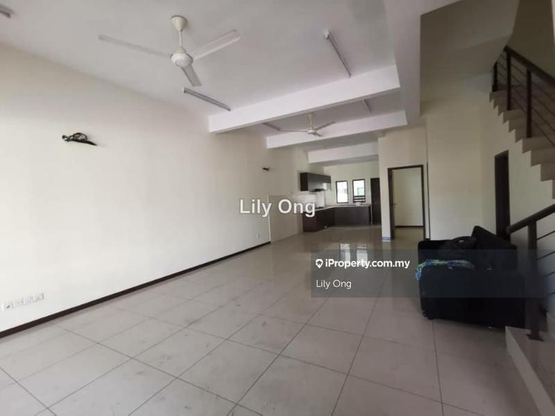3-storey Terraced House for Sale in SOUTHBAY RESIDENCE, Batu Maung by Lily Ong - iProperty.com.my