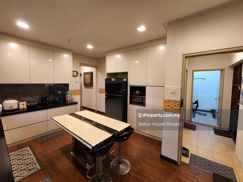 Rumah Berkembar untuk Dijual di Anjung Suasana Bandar Seri Putra Bangi, Bangi oleh Badrul Hisyam Roslan - iProperty.com.my