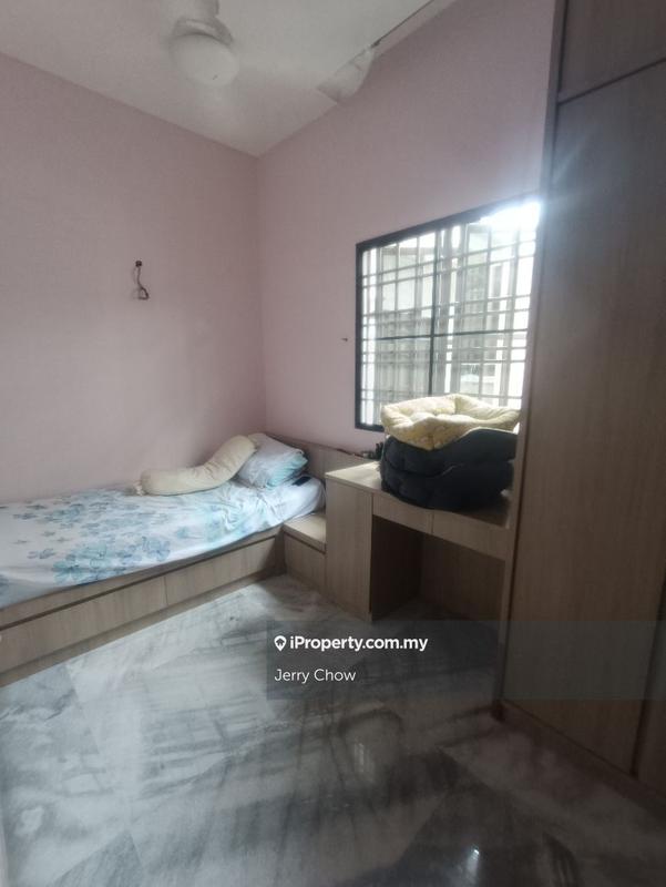 Semi-Detached House for Sale in Taman Pinji Indah, Ipoh by Jerry Chow - iProperty.com.my