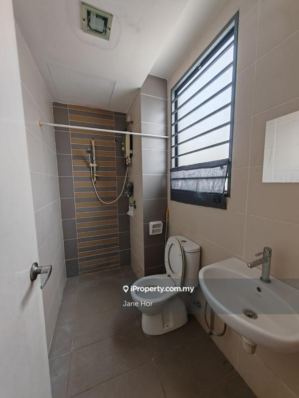 Townhouse for Sale in 16 Sierra, Puchong by Jane Hor - iProperty.com.my