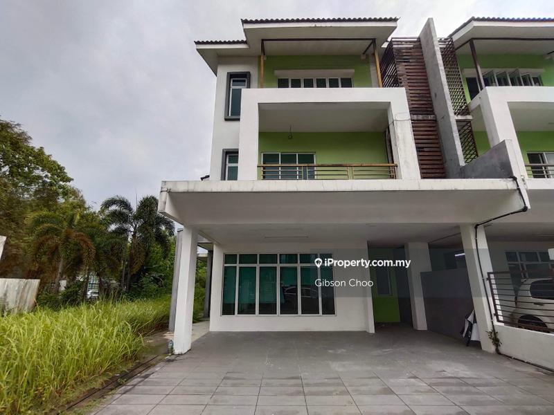 Rumah Berangkai 3 Tingkat untuk Dijual di Bukit Suria, Bandar Sungai Long oleh Gibson Choo - iProperty.com.my