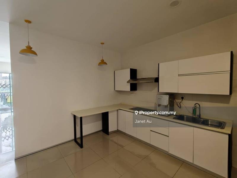 Kediaman Servis untuk Dijual di SkyVille 8 @ Benteng 8 oleh Janet Au - iProperty.com.my
