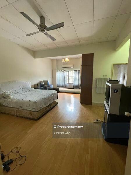 Rumah Berangkai 2 Tingkat untuk Dijual di Bukit Jelutong, Shah Alam oleh Vincent Goh - iProperty.com.my