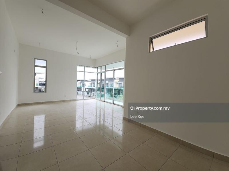 Banglo untuk Dijual di 329ed, Batu Pahat oleh Lee Kee - iProperty.com.my