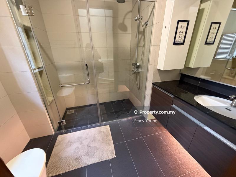 Bungalow House for Sale in Bukit Gita Bayu, Seri Kembangan by Stacy Young - iProperty.com.my