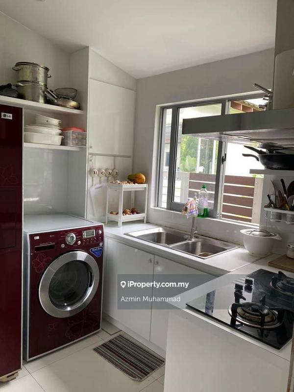 Rumah Berkembar untuk Dijual di Seksyen 13, Shah Alam oleh Azmin Muhammad - iProperty.com.my