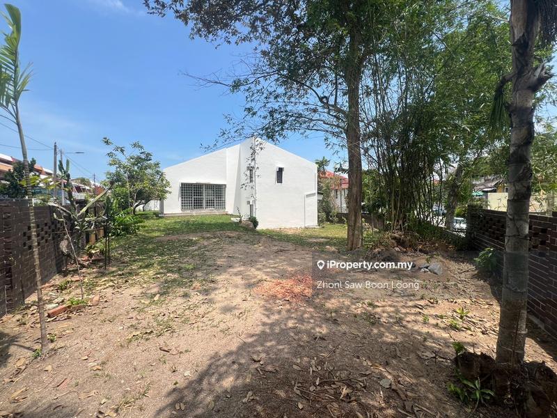 Bungalow House for Sale in Minden Heights, Gelugor by Zhonl Saw Boon Loong - iProperty.com.my