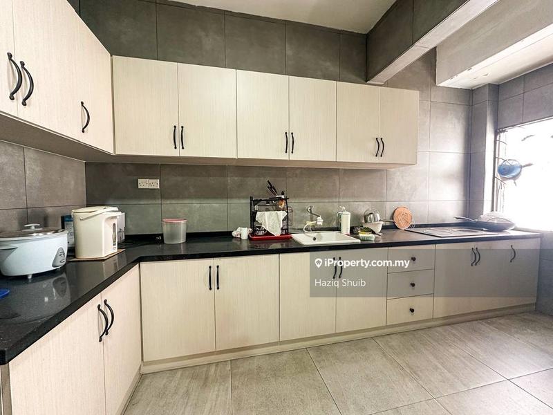 2-storey Terraced House for Sale in Taman Kelana Idaman, Ara Damansara by Haziq Shuib - iProperty.com.my