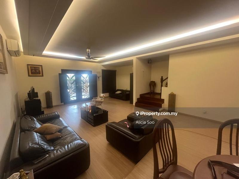 Rumah Teres 2-Tingkat untuk Dijual di Bukit Rahman Putra, Sungai Buloh oleh Alicia Soo - iProperty.com.my