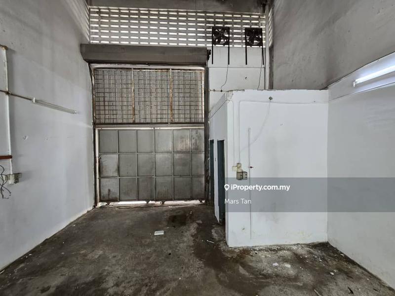 For Rent - 2 Storey Reno , SD 5/2G