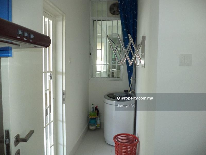 Kediaman Servis untuk Dijual di Skypod Residence oleh Jacklyn Fo - iProperty.com.my