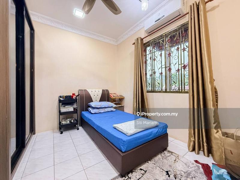 Rumah Teres 2-Tingkat untuk Dijual di Taman Lestari Putra, Seri Kembangan oleh Siti Mariam - iProperty.com.my