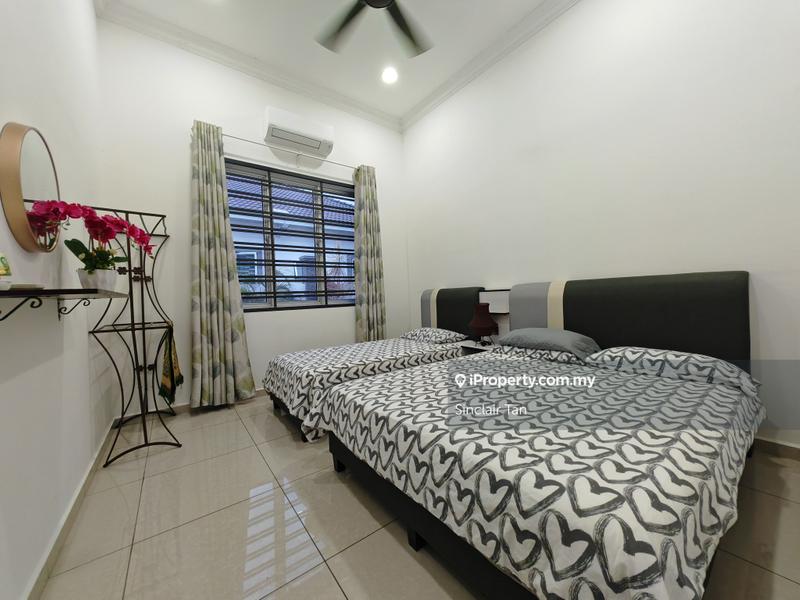 Rumah Berkembar untuk Dijual di Ujong Pasir, Melaka oleh Geoffery Wee - iProperty.com.my