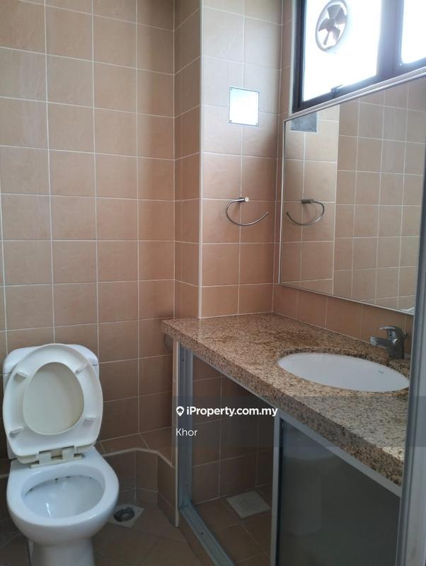Bungalow House for Sale in Batu Ferringhi, Penang by Khor - iProperty.com.my