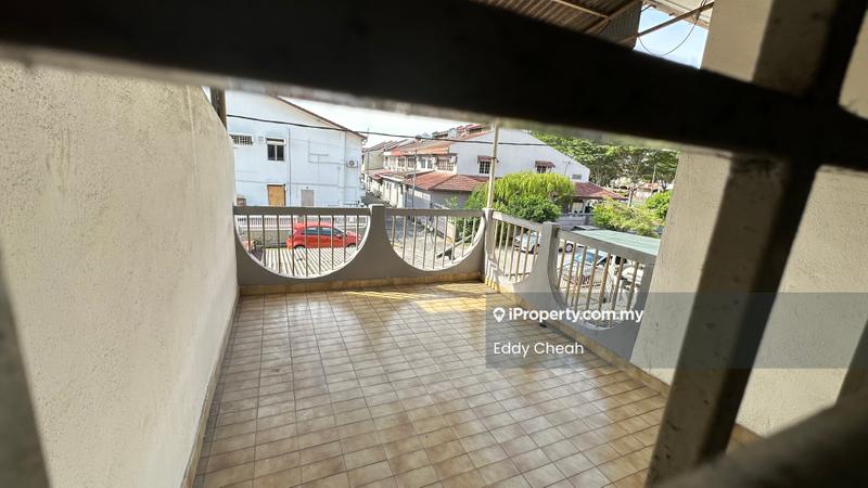 Rumah Teres 2-Tingkat untuk Dijual di Off Jalan Meru, Klang oleh Eddy Cheah - Balcony - iProperty.com.my