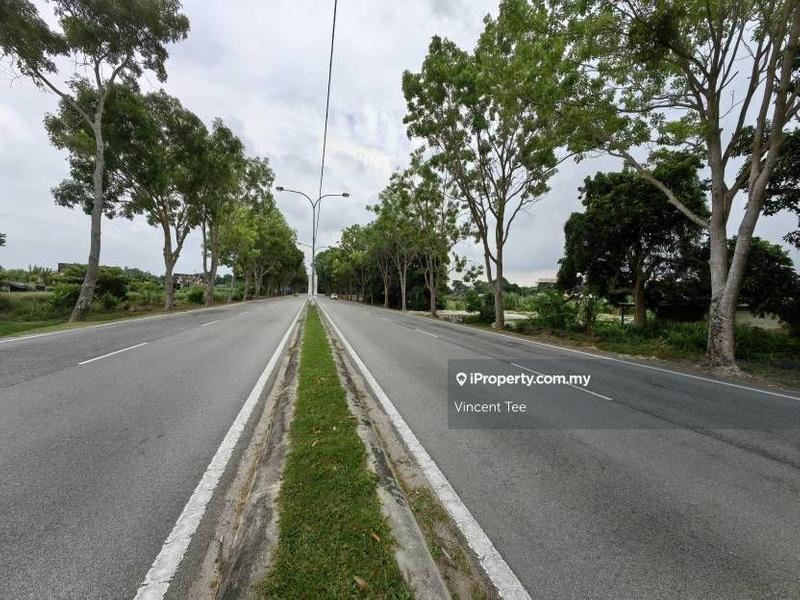 For Sale - 3.13 Acre Freehold Zone Commercial Batu Berendam Melaka
