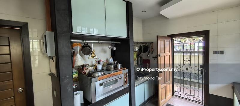 Bungalow House for Sale in Saujana Akasia, Sungai Buloh by Raymond Tan - iProperty.com.my
