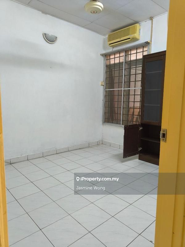 1.5-storey Terraced House for Sale in Bandar Kinrara Seksyen 2, Bandar Kinrara by Jasmine Wong - iProperty.com.my