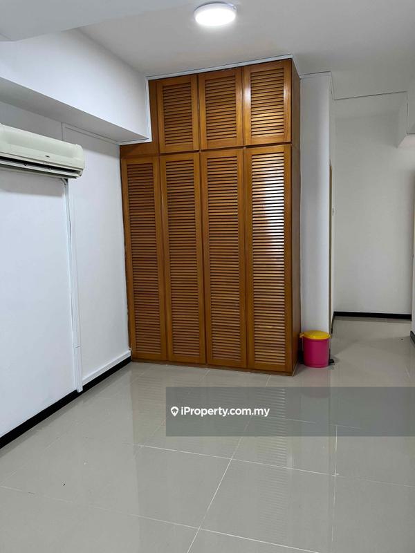 Kediaman Servis untuk Dijual di Fahrenheit 88 (KL Plaza Suites) oleh Chen Kah Seng - iProperty.com.my