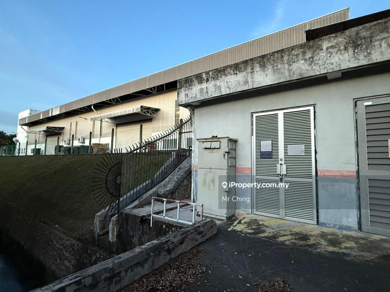 For Rent - 2 Acre Warehouse Factory Office Kawasan Perusahaan Senawang Seremban