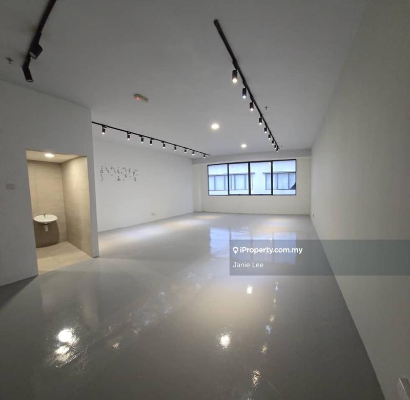 Pls call 0199328726 for actual viewing & more de