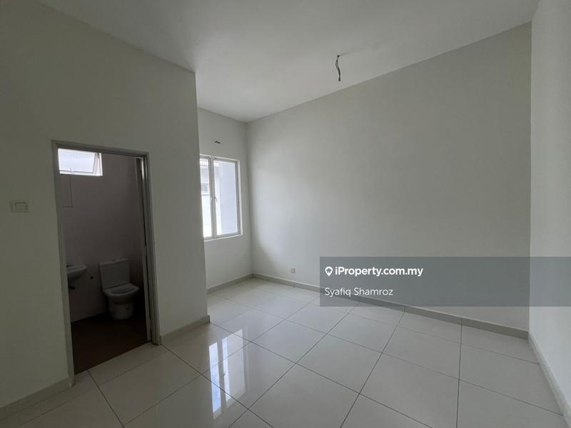 Rumah Teres 2-Tingkat untuk Dijual di D'Kayangan, Shah Alam oleh Syafiq Shamroz - iProperty.com.my