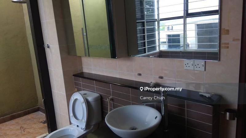2.5-storey Terraced House for Sale in Lake Edge, Puchong by Carrey Chiah - iProperty.com.my