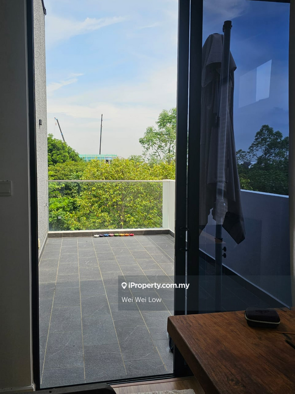 Rumah Berangkai 3 Tingkat untuk Dijual di Twentyfive7, Tanjong Duabelas oleh Wei Wei Low - iProperty.com.my