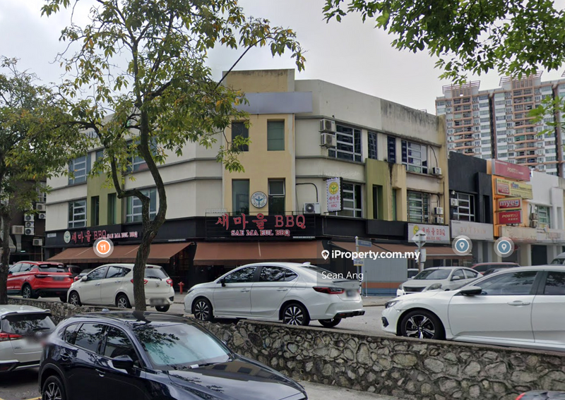 For Sale - CORNER, Huge Land, Kuchai Lama, Fully Tenanted, High ROI, Jalan Kuchai Maju