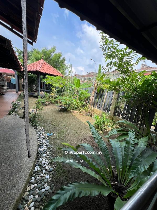 Rumah Berangkai 2 Tingkat untuk Dijual di Taman Bunga Raya Sek 27, Shah Alam oleh Karen Ong - iProperty.com.my